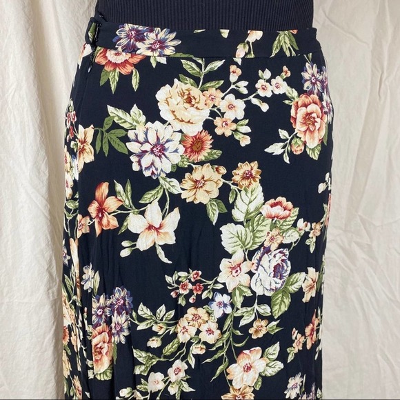 Vintage 90s Floral Romantic Flowers Silk High Rise Black Lined Midi Skirt - Picture 6 of 11
